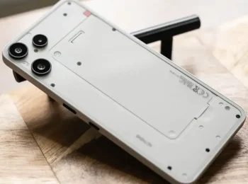 بررسی Nothing Phone (3a) Lite: آیا گوشی اقتصادی که ارزش دارد؟
